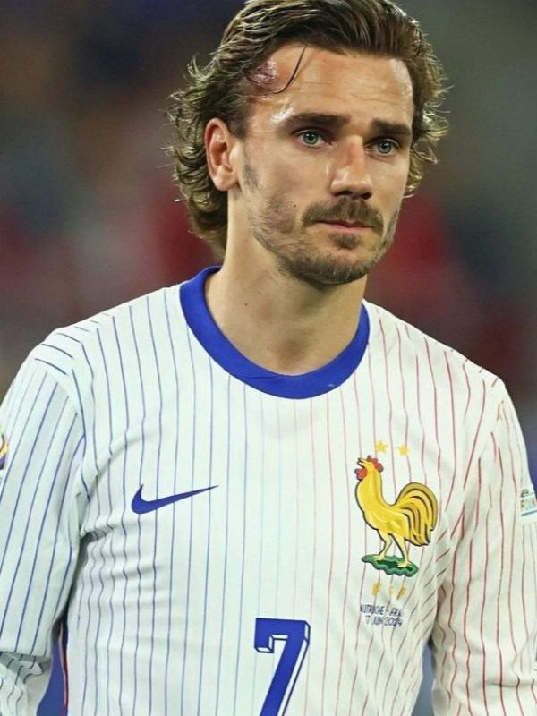Antoine Griezmann – Long Wavy Flow