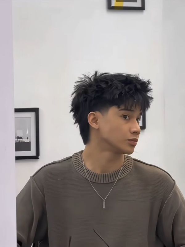 Shag with Undercut Temples