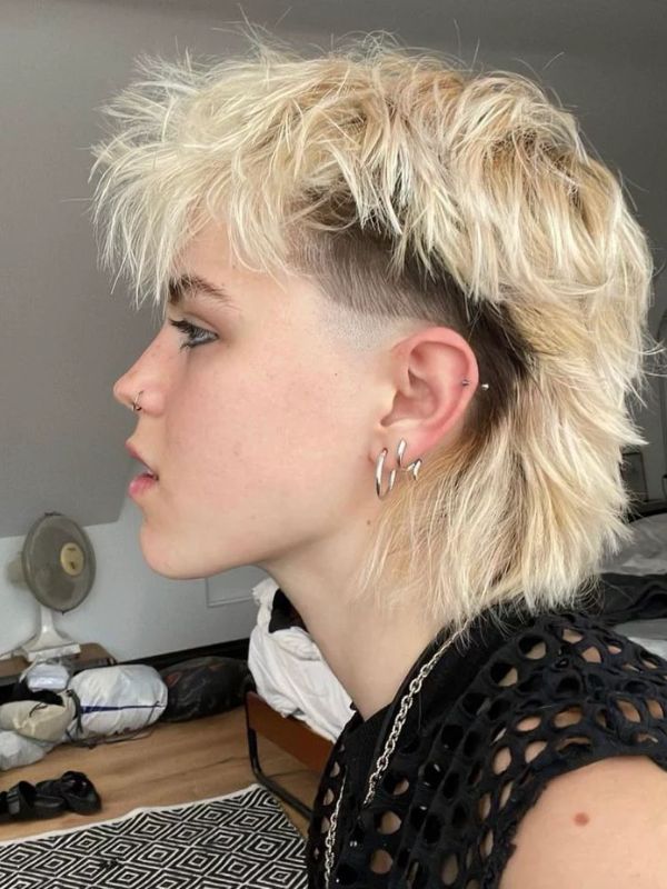 Low Taper Fade Mullet for Women: The Shullet Revolution